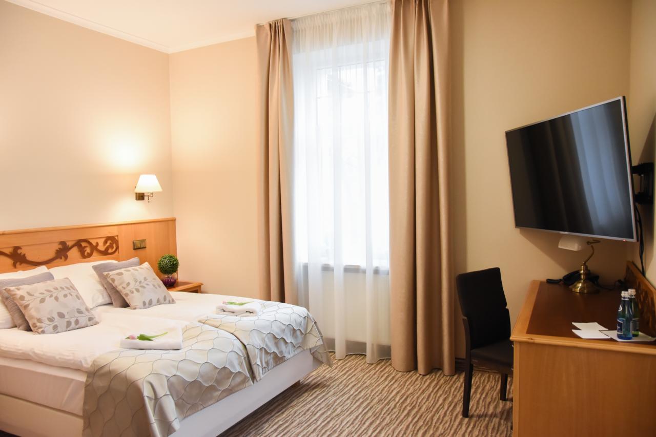 Nocleg ze śniadaniem Willa Home 3*
